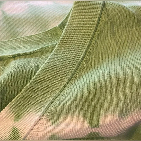 TALBOTS EUC WOMENS TOP SHIRT SWEATER TIE DYE GREEN TSHIRT WHITE SIZE M - Picture 2 of 3